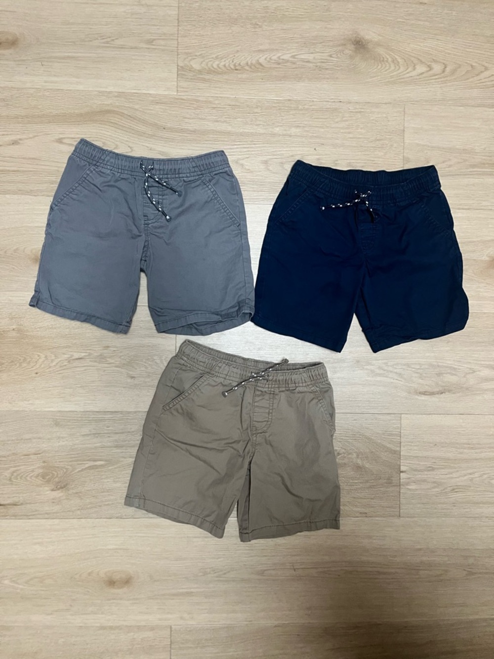Cat & Jack Boys 3-Pack Drawstring Shorts in Navy, Gray, and Khaki